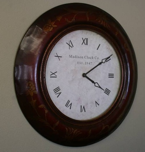 lot 210 image: Large Wall Clock