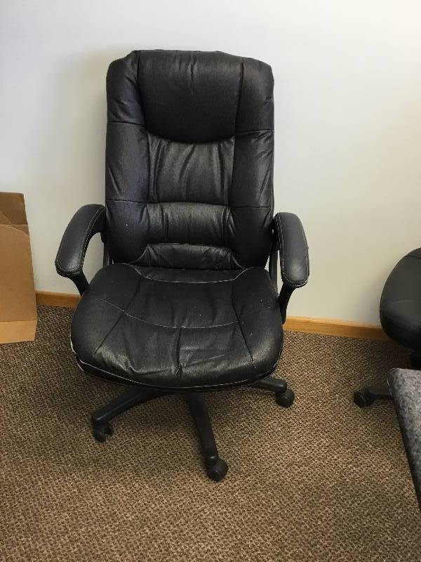 Black Office Chair - Used