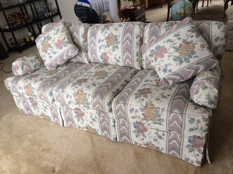 Lovely High Quality Sherrill Furniture Company Overstuffed Sofa In