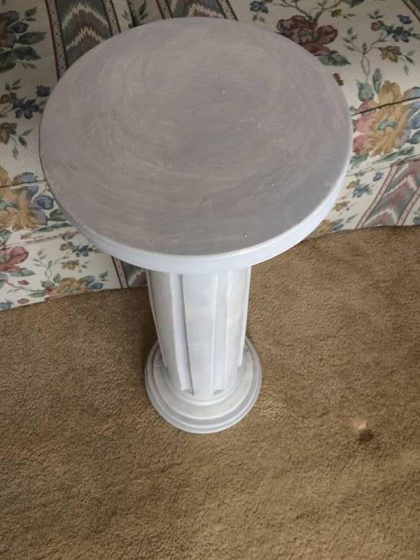 lot 2 image: Large Plaster Pedestal - Grey & White Color - Excellent Condition