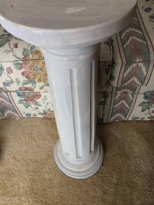 lot 2A image: Large Plaster Pedestal - Grey & White Color - Excellent Condition