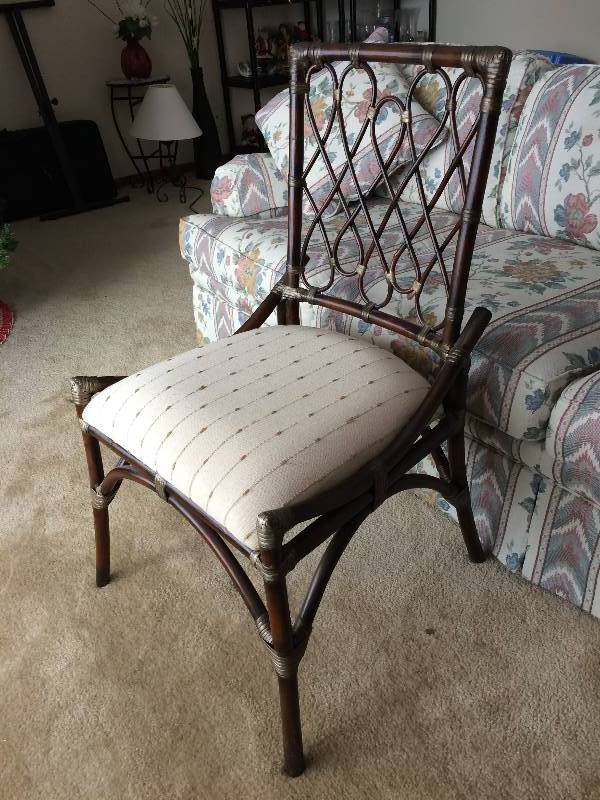 lot 4 image: Gorgeous High Quality Pulaski Furniture Asian Bamboo Cushion Desk Side Chair - Excellent Condition