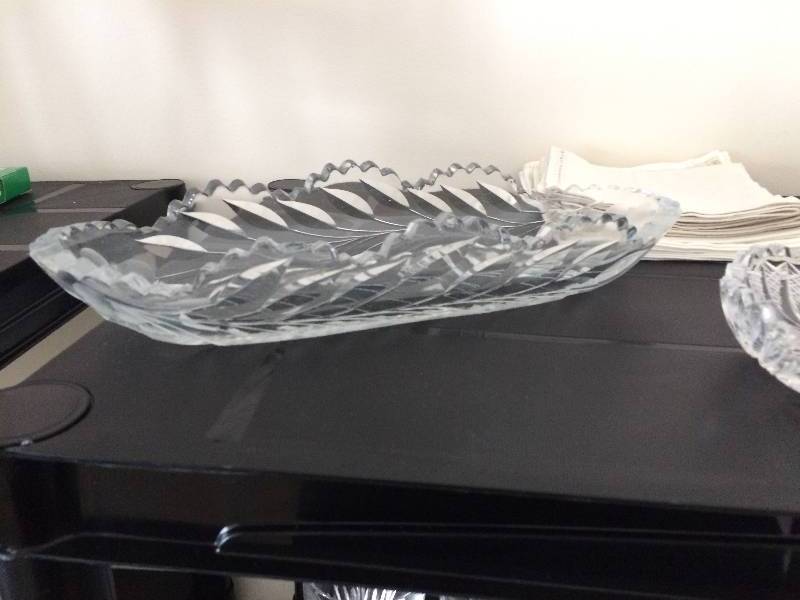 lot 38 image: Lot of American Brilliant Period Cut Crystal Bowls - 3 Nappy Finger Holder Bowls - Excellent Condition No Chips - Oval Bowl - few edge chips - Includes Linen Napkins - Excellent