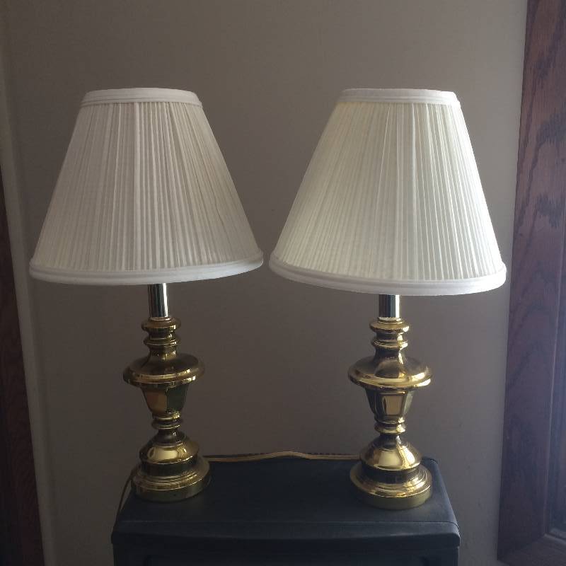 lot 58 image: Vintage Pair Brass Table Lamps Excellent Condition