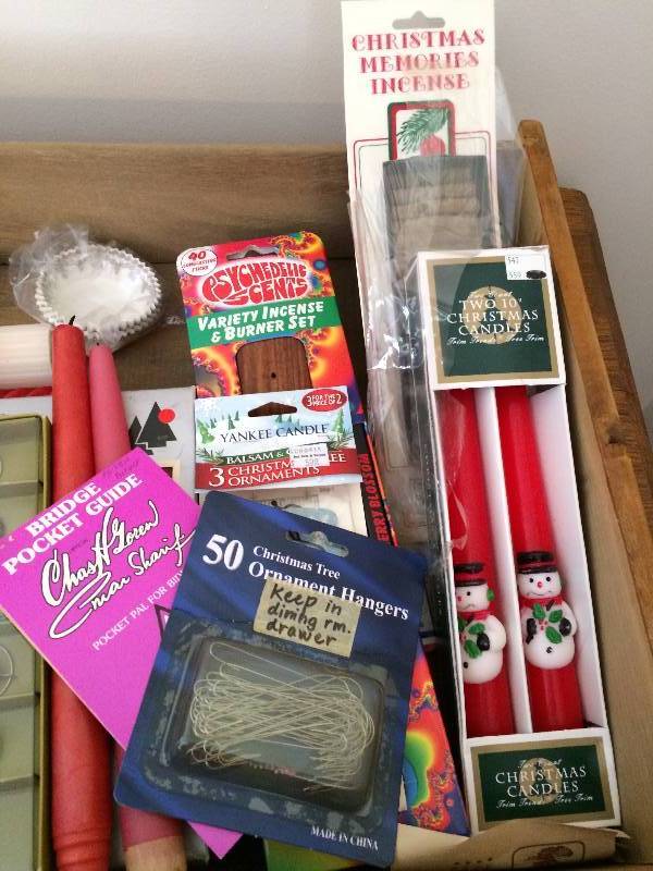 lot 123 image: Miscellaneous Lot Of Candles Etc