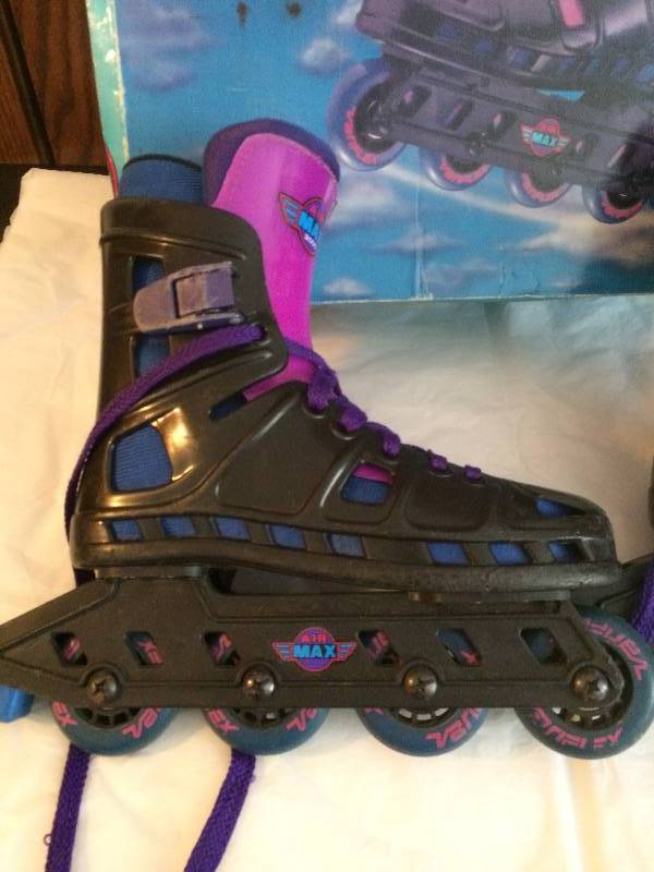 lot 143 image: Girls Inline Skates (AirMax 3000) Size Youths 1