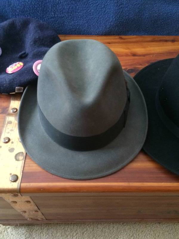 lot 162 image: High End Mens Hats - Including Cavanagh & Wilson Leather - Excellent Condition 
