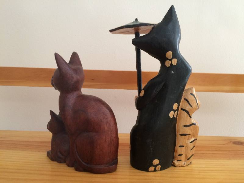 lot 191 image: Vintage Cat Decor