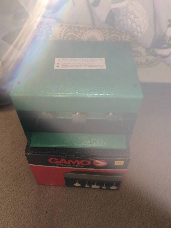 lot 206 image: Gamo Precision Airguns Rocker Target Gallery - Great Shape & Ready To Use