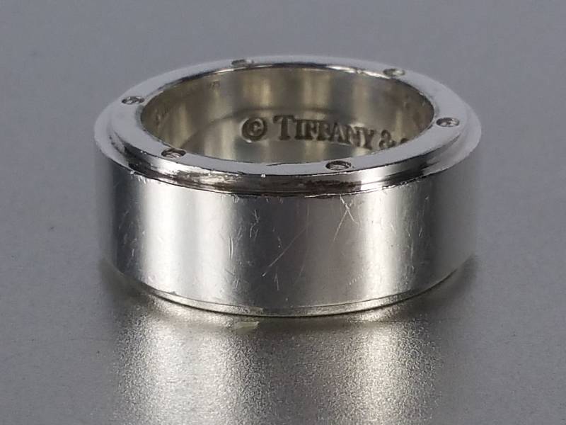 lot 18 image: Tiffany & Co. Sterling Silver Designer Ring