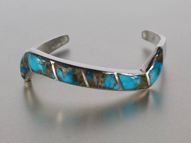 lot 27 image: Inlaid Turquoise Bracelet