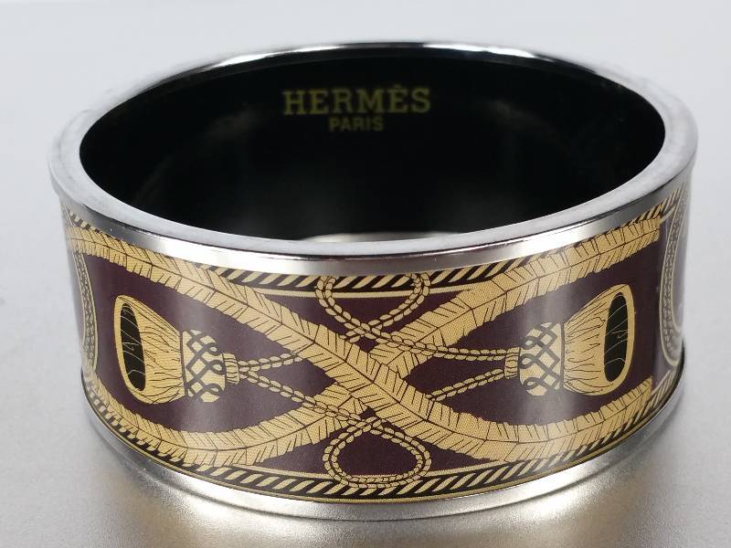 lot 61 image: Hermes Bangle Bracelet