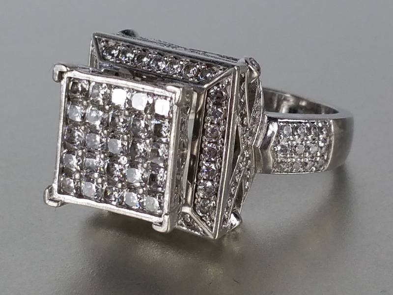 lot 71 image: One-of-a-kind Designer Ring