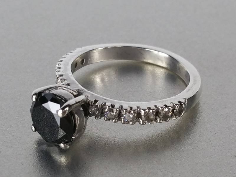 lot 83 image: Black Diamond Ring