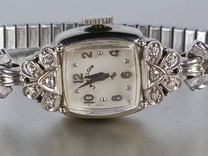 lot 10B image: Vintage Lady Elgin Gold and Diamond Watch