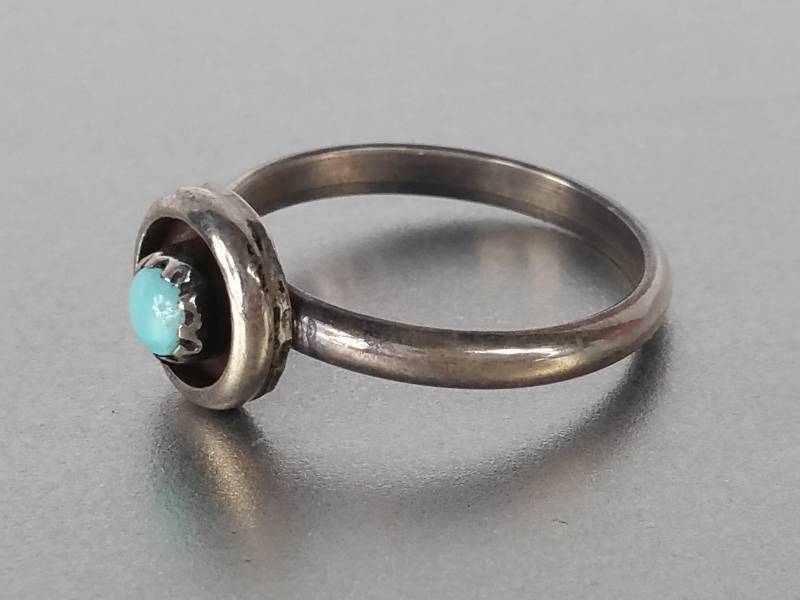 lot 106 image: Turquoise Ring in Sterling Silver