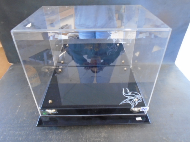 lot 40 image: NFL Acrylic Display Case