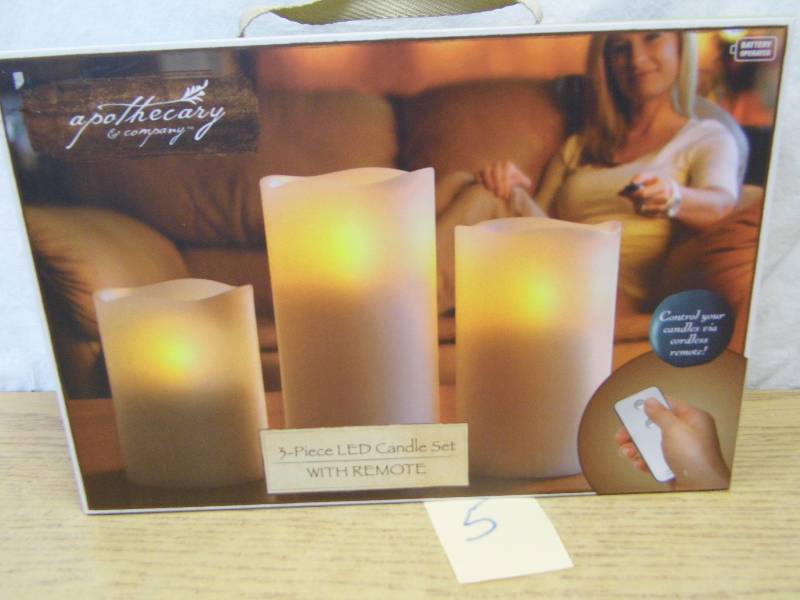 lot 5 image: Apothecary LED Candles