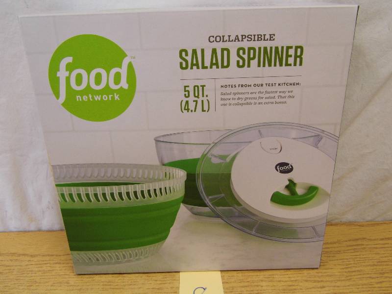 lot 8 image: Food Network Salad Spinner