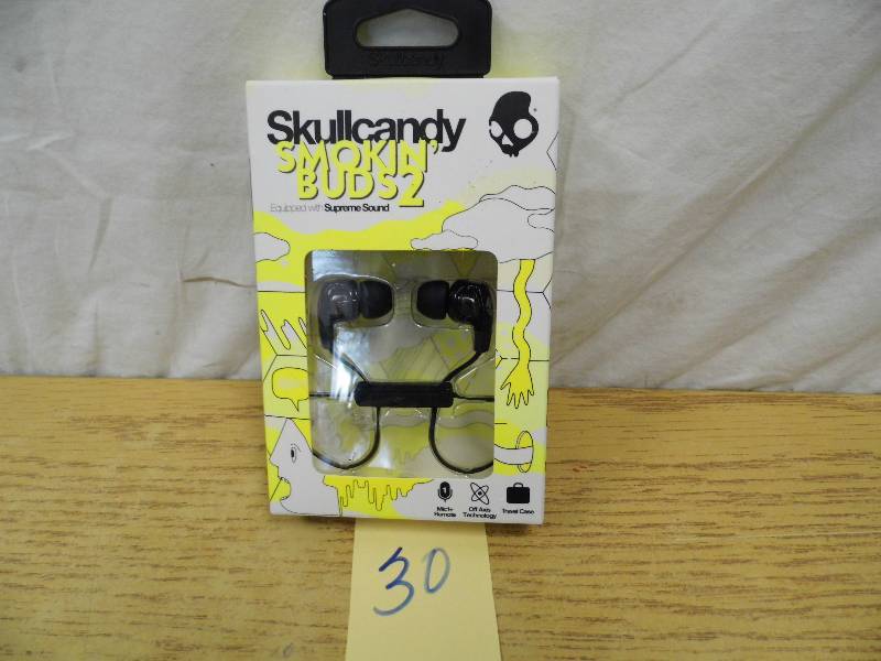 lot 30 image: Skullcandy Smokin Buds 2