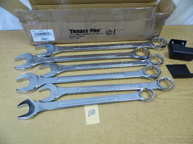 lot 110 image: Trades Pro Wrench Set