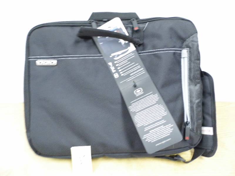 lot 137 image: OGIO Laptop Case