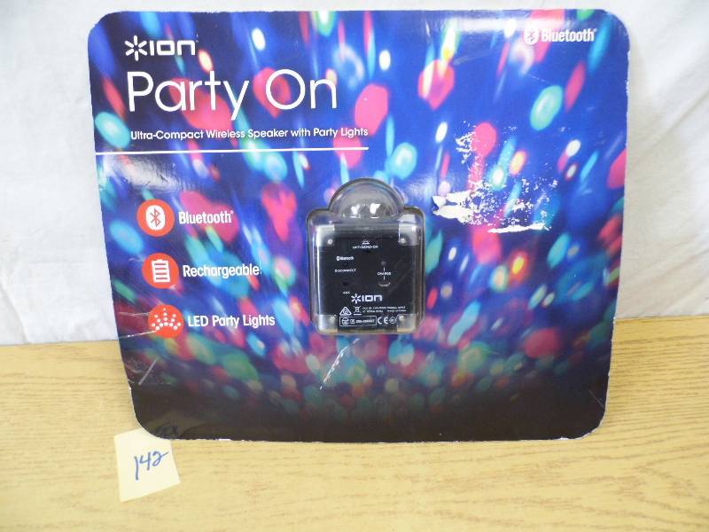 lot 142 image: Party On Speaker w Lights