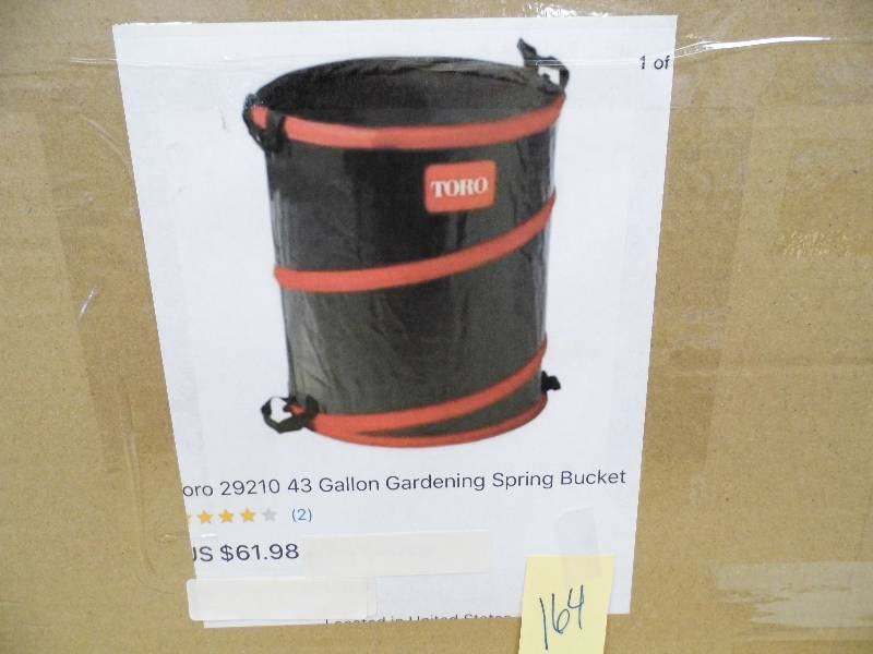 lot 164 image: Toro 43 Gallon Spring Bucket