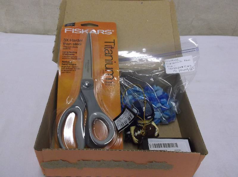 Seahwaks Ornament, Scissor, Tiles, Magnets, Retail $23.10