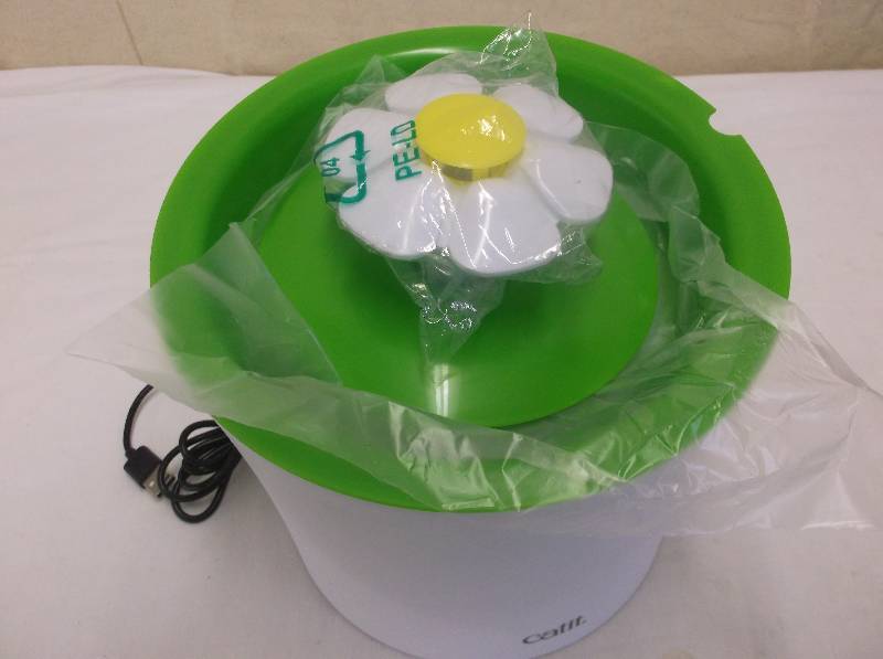 Catit Flower Fountain, Retail $29.99