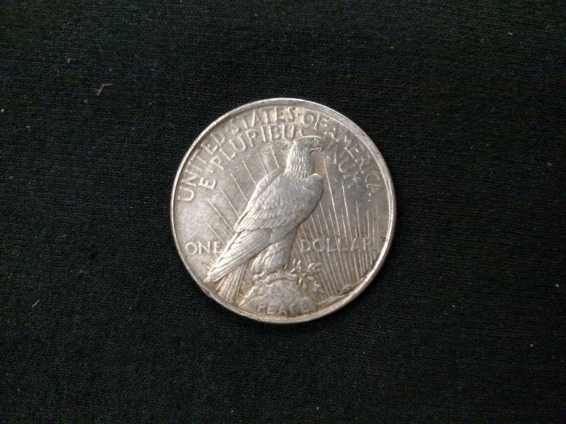 1922 Peace Silver Dollar...