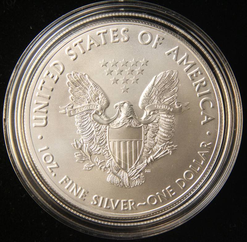 2018 AMERICAN SILVER EAGLE 1 TROY OZ. .999 FINE SILVER IN AIRTITE
