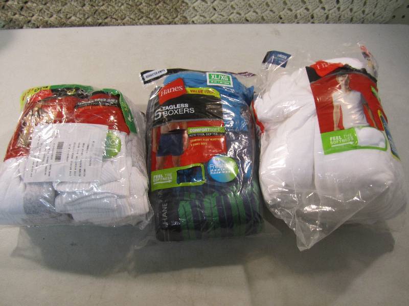 lot 16 image: Lot of Mens Size 12-14 Ankle Socks ...