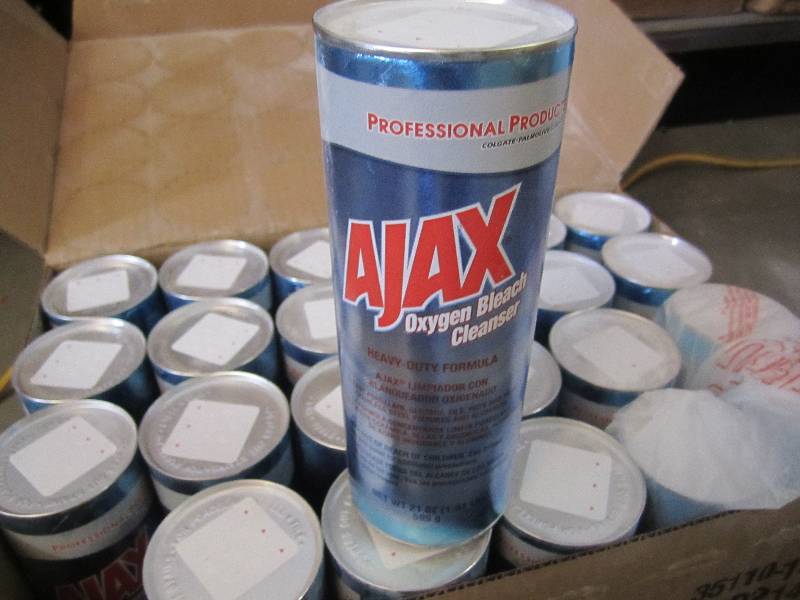 lot 41 image: Case of 24 Ajax Oxygen Bleach Clean...