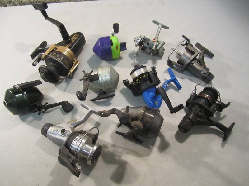 lot 51 image: Lot of 10 Misc Fishing Reels Some a...