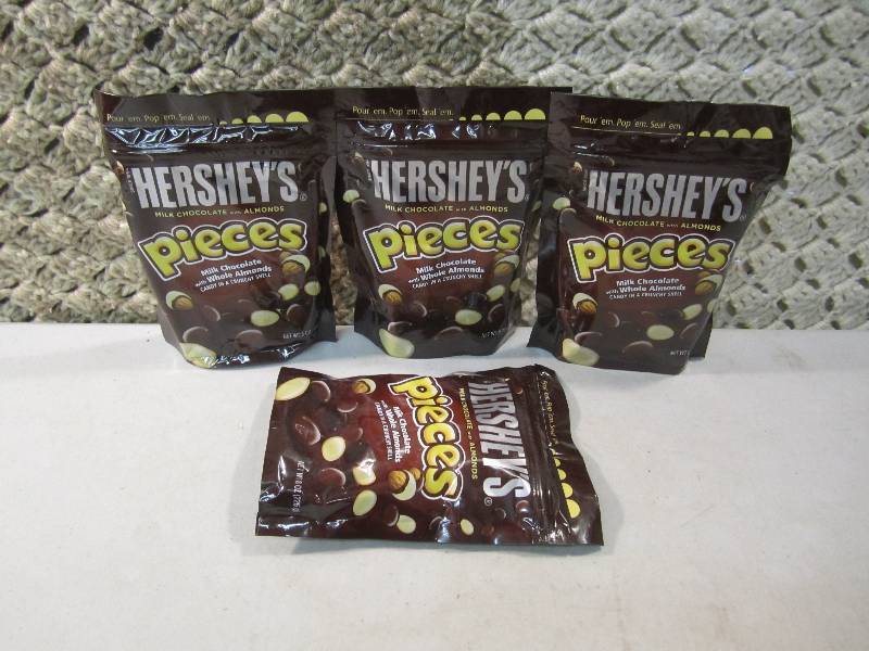 lot 73 image: Lot of 4 Bags Hersheys Pieces Milk ...