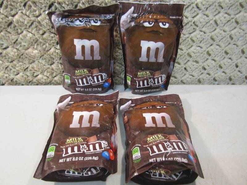 lot 78 image: Lot of 4 Bags Milk Chocolate M&Ms ...