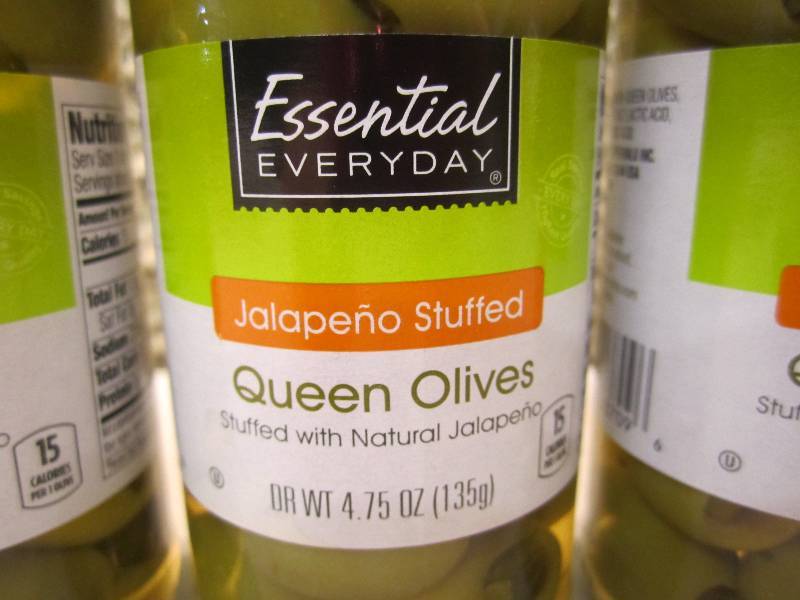 lot 86 image: Lot of 3 Jalapeno Stuffed Queen Oli...