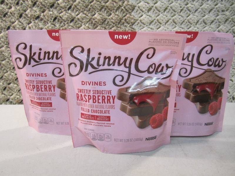 lot 98 image: Lot of 3 Bags Skinny Cow Divines Ra...