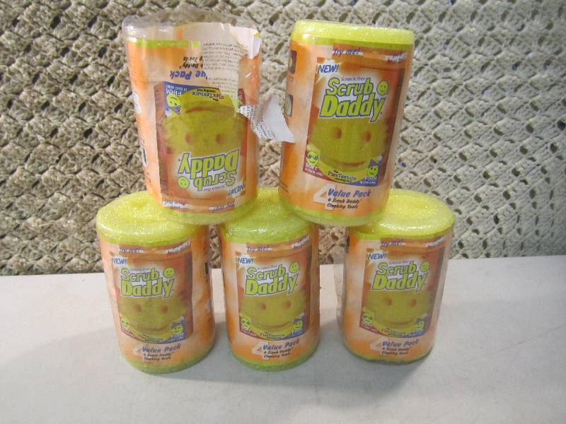 lot 166 image: Lot of 4 Packs with 4 pads each plu...