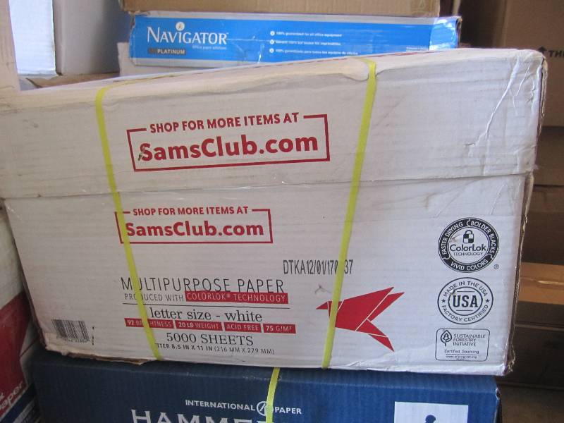 lot 192 image: Case of 5000 Sheets 8.5 x 11 Whit...