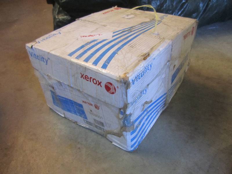 lot 225 image: Case of 5000 Sheets 8.5 x 14 Whte...