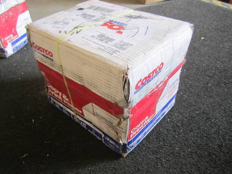 lot 233 image: Case of 2500 Sheets 8.5 x 11 Whit...