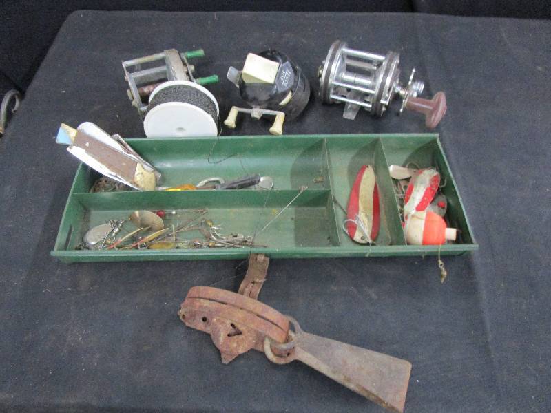 lot 16 image: Victor Trap and various fishing items