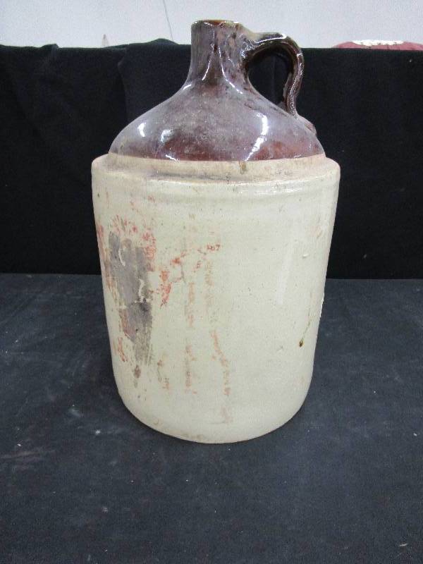 lot 25 image: Jug