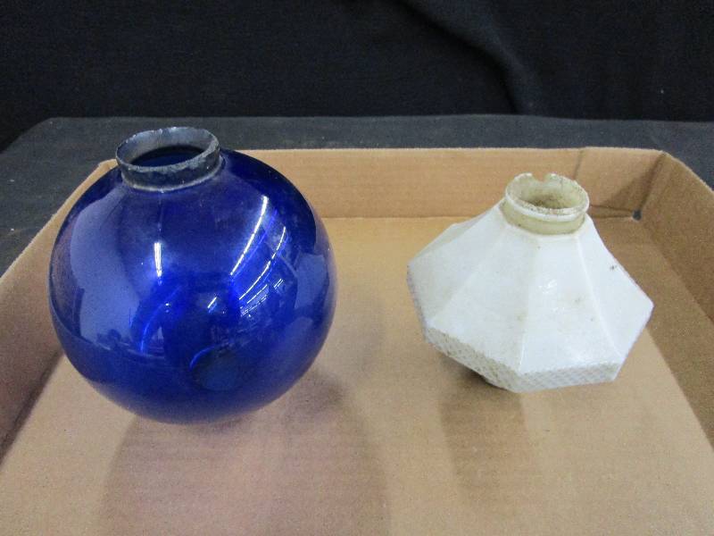 lot 29 image: Weathervane Balls Gass