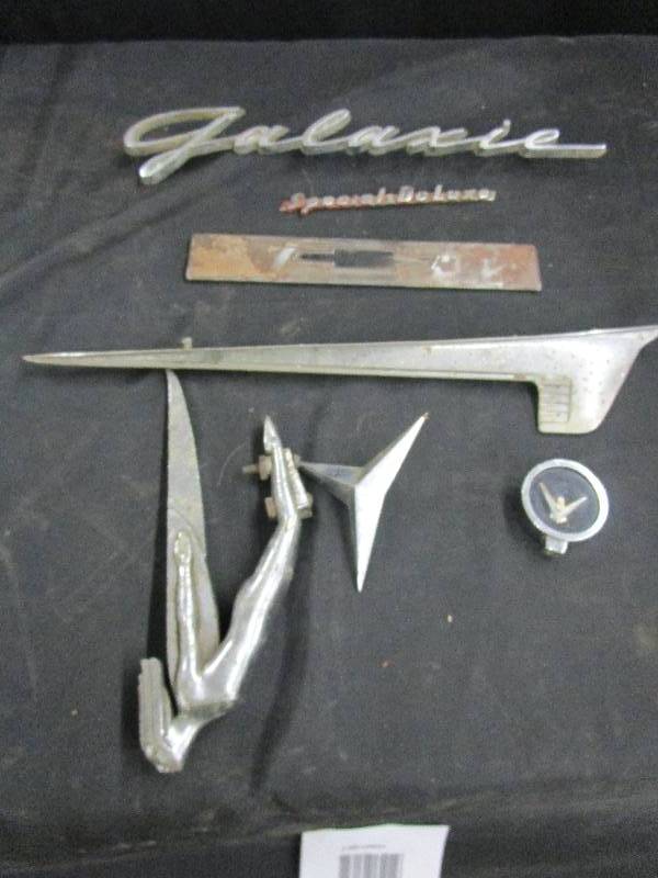 lot 33 image: Various Hood Ornaments