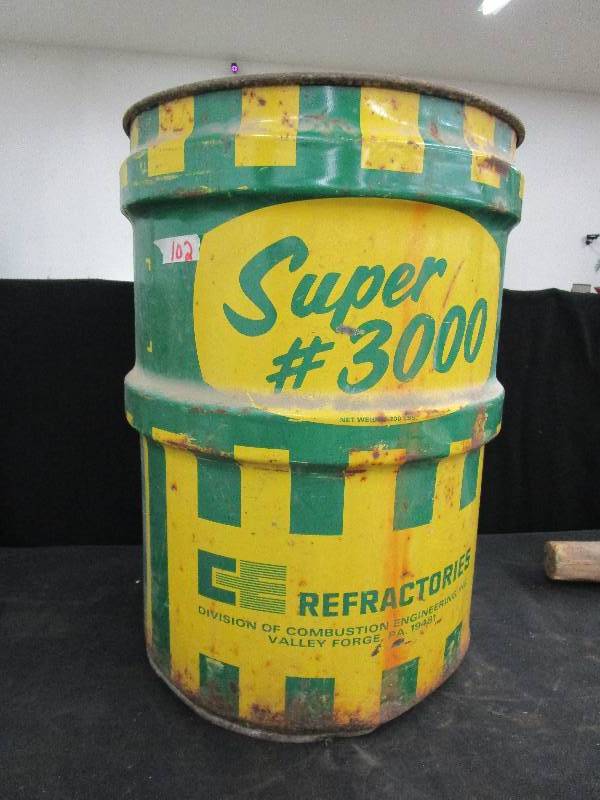 lot 102 image: Super #300 Metal Can