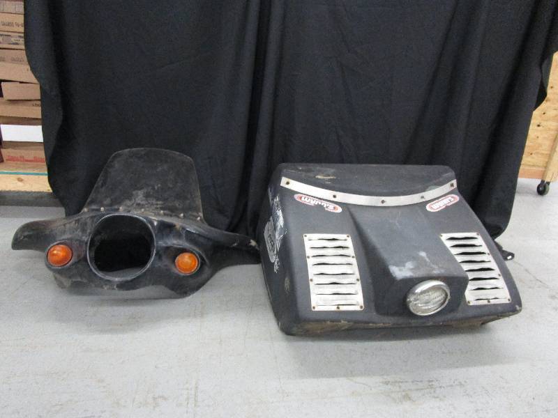 lot 116 image: Snowmobile Hoods