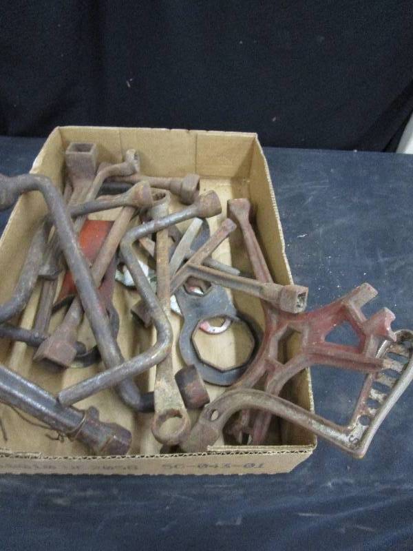 lot 141 image: Assorted Tools